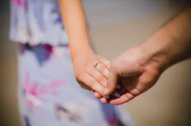 Just Got Engaged, Now What? 21 Things to do ASAP