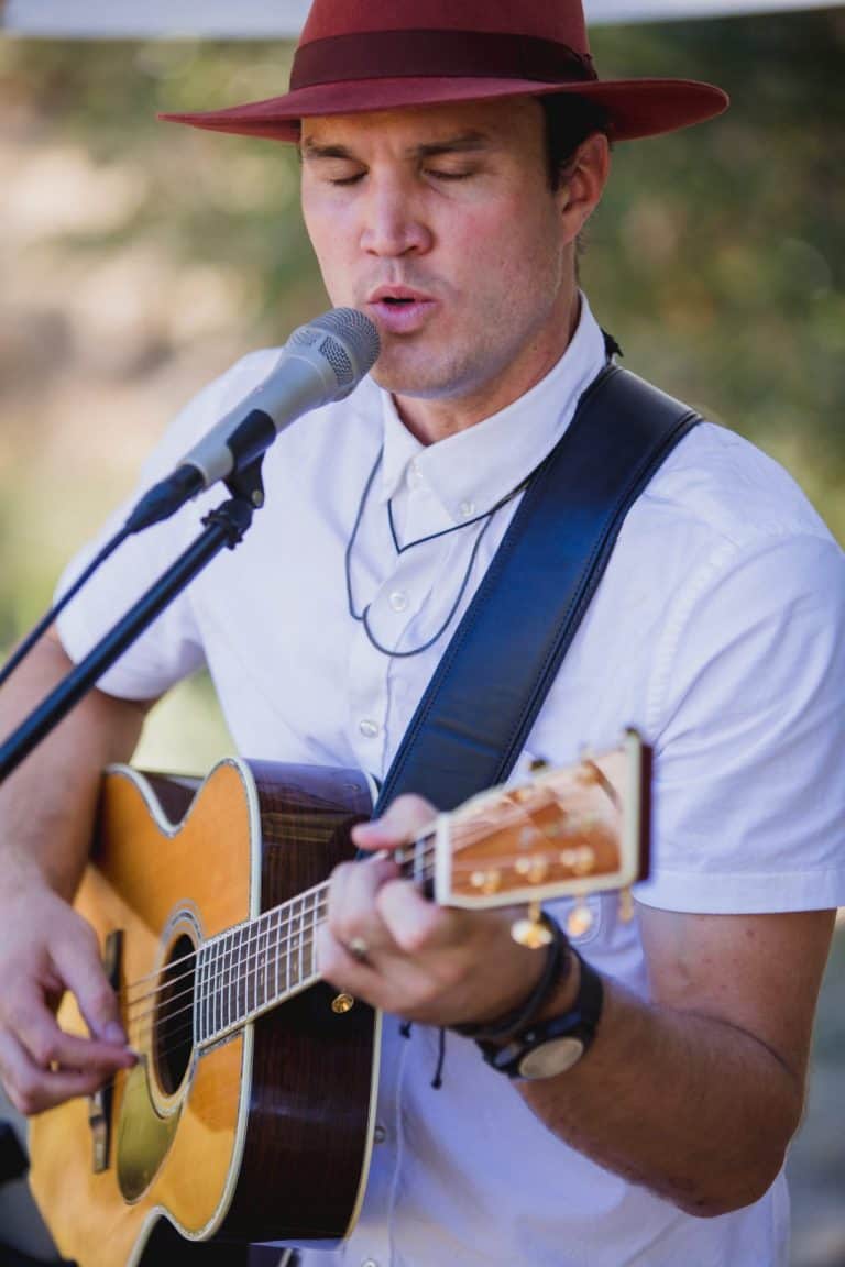 Best Acoustic Guitar Wedding Songs